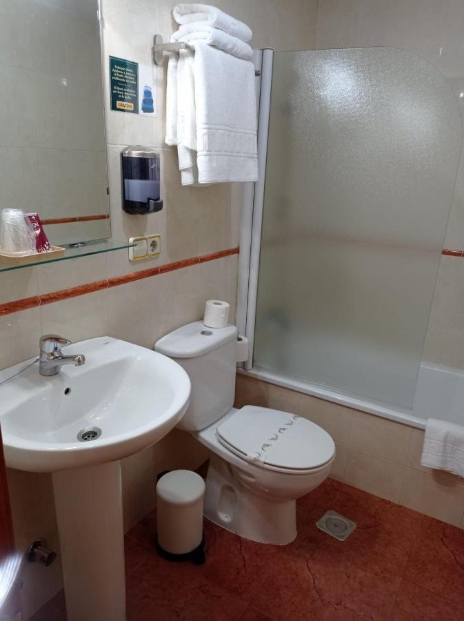 Hospedaje Torreon Cangas de Onis Ngoại thất bức ảnh